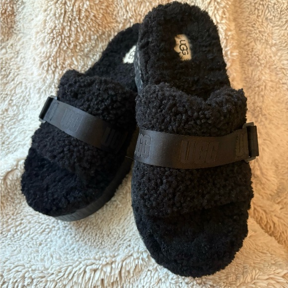 🔥 UGG Fluffita Black Sherpa Platform Slides Clogs Slipper 9 - Picture 5 of 6